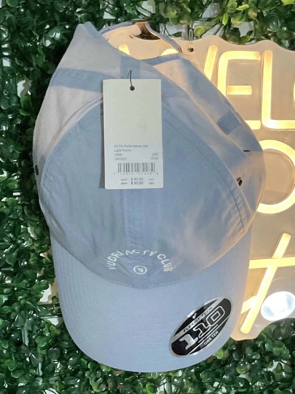 NEW Vuori ACTV Performance Hat in Ice Blue Azure | One Size Flexfit Tech 110